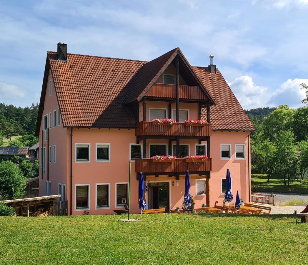 Gasthaus Zum Schneider Pottenstein Esterno foto