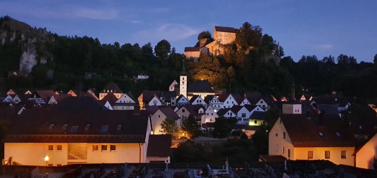 Gasthaus Zum Schneider Pottenstein Esterno foto